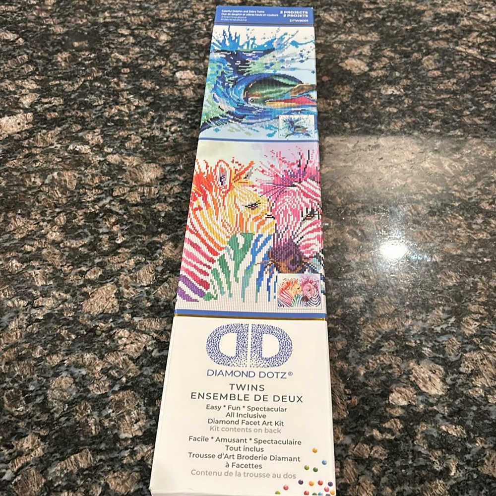 DIAMOND DOTZ TWINS NWT